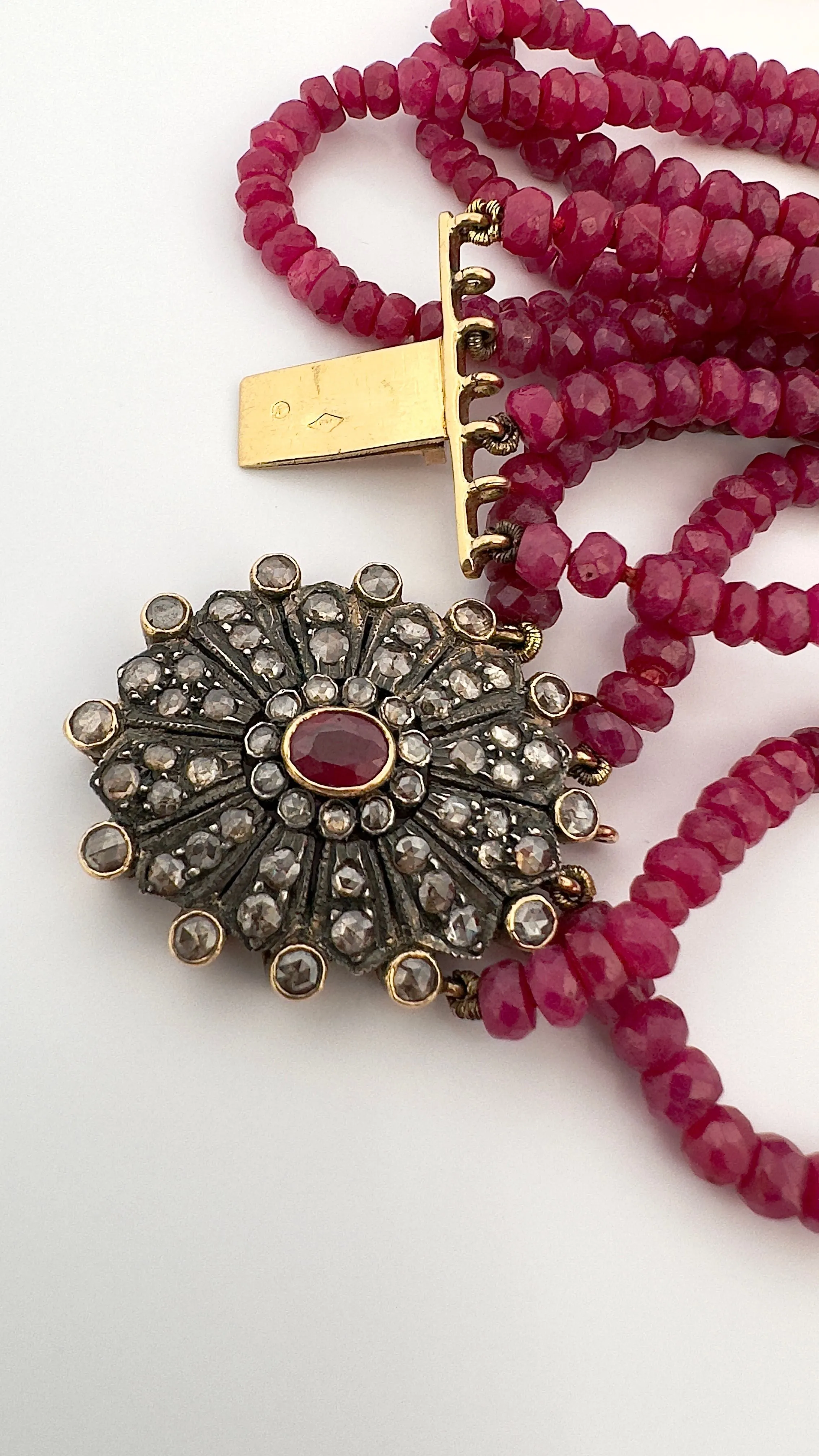 Collier ancien 4 rangs perles de rubis sold by 58 Facettes product image thumbnail 3