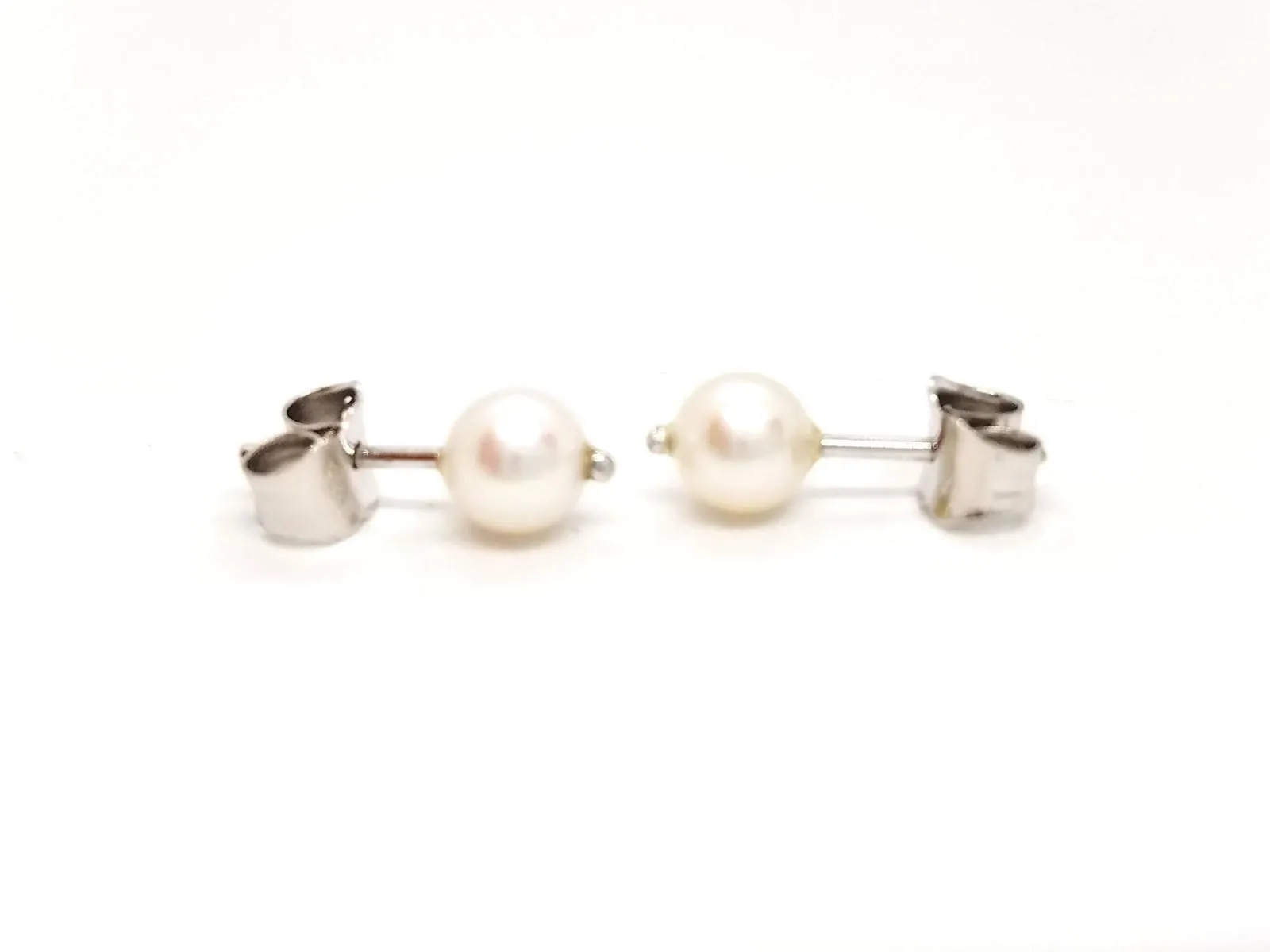 Boucles d'oreilles Puces Or blanc Perle sold by 58 Facettes product image thumbnail 3