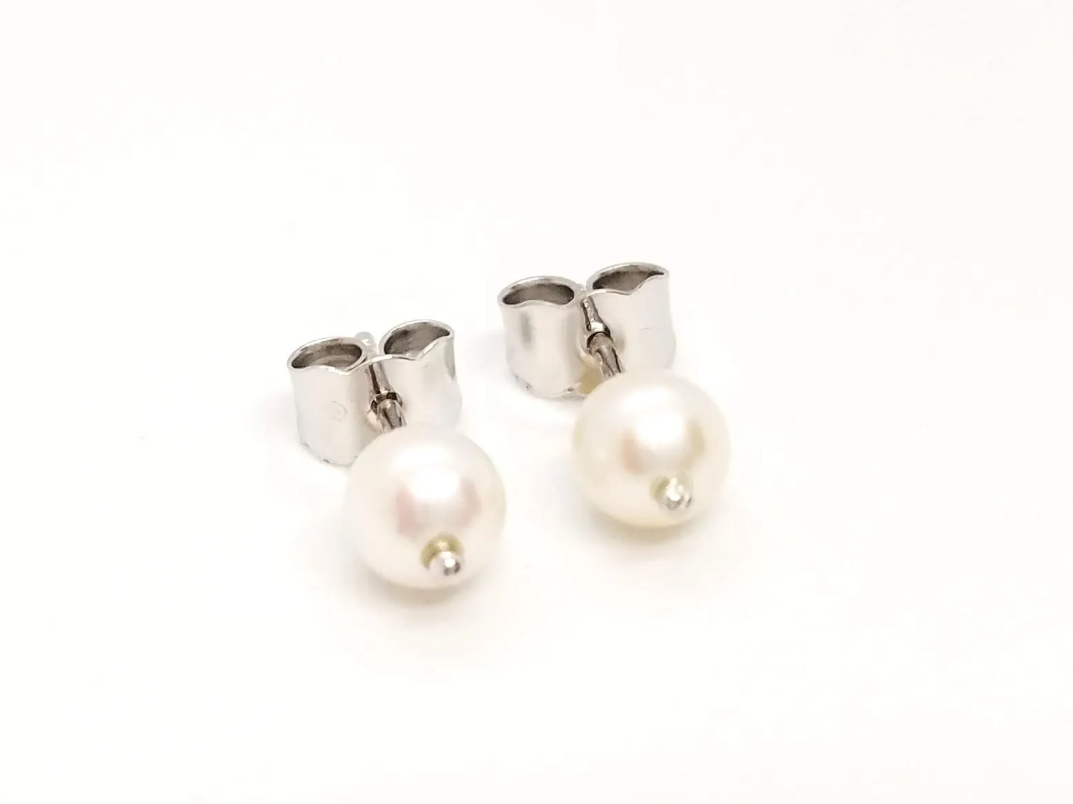 Boucles d'oreilles Puces Or blanc Perle sold by 58 Facettes