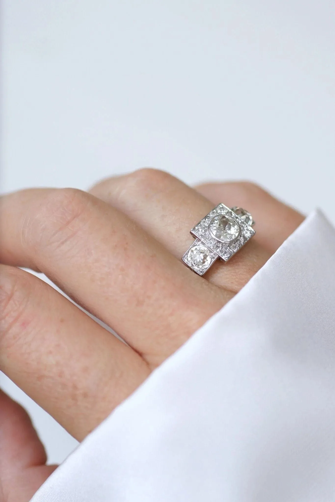 Bague 3 diamants Art Déco sold by 58 Facettes product image thumbnail 2