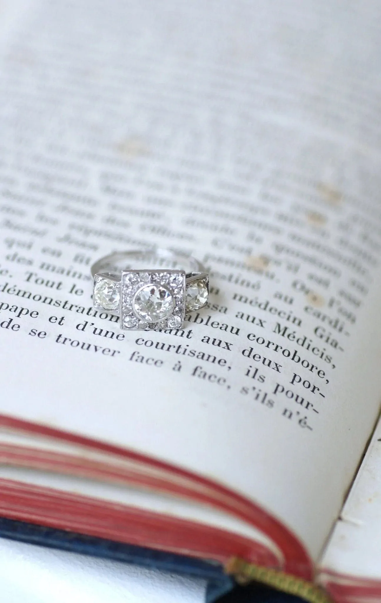 Bague 3 diamants Art Déco sold by 58 Facettes product image thumbnail 4