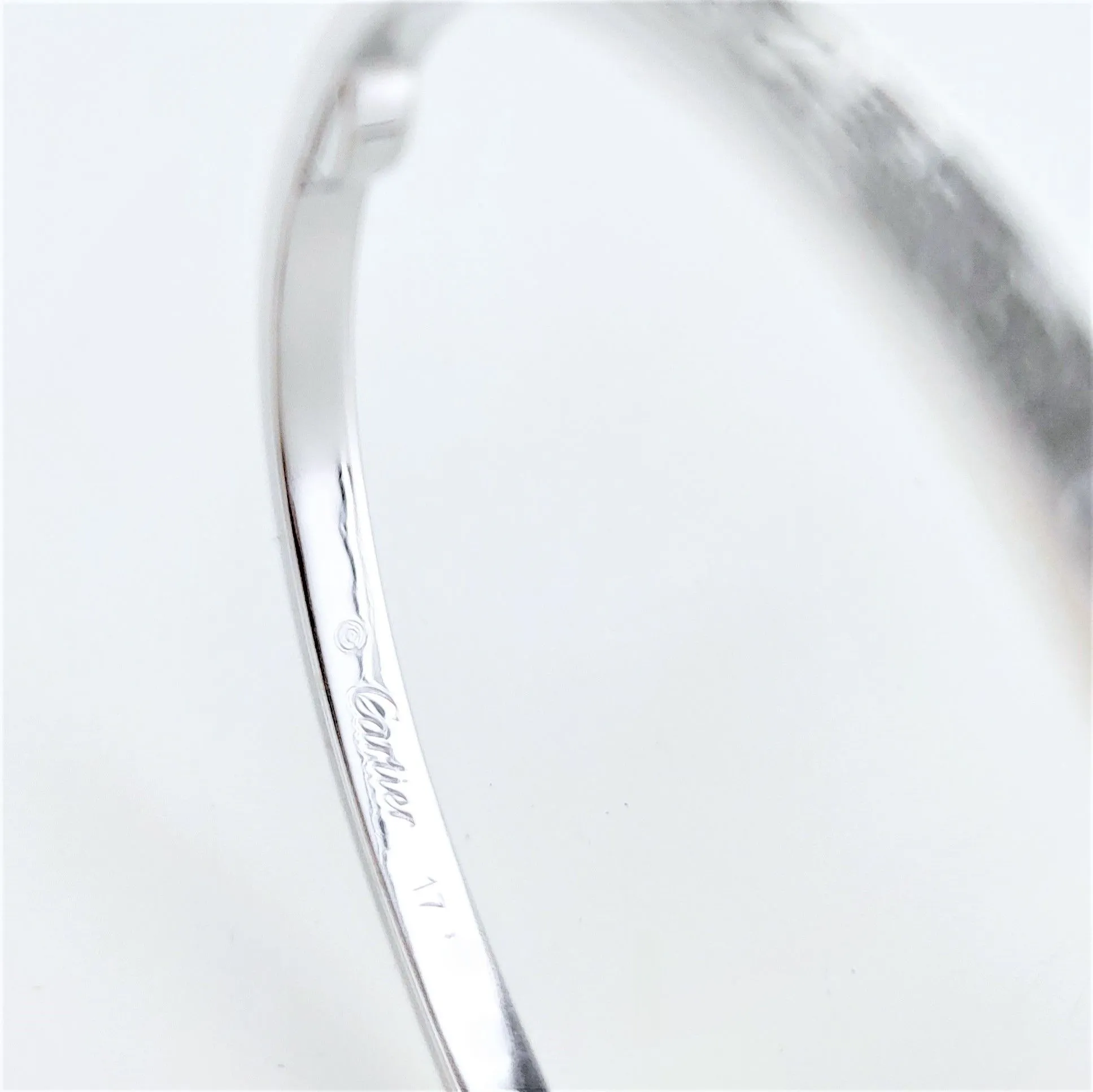 CARTIER - Bracelet love or blanc pavé diamants sold by 58 Facettes product image thumbnail 3
