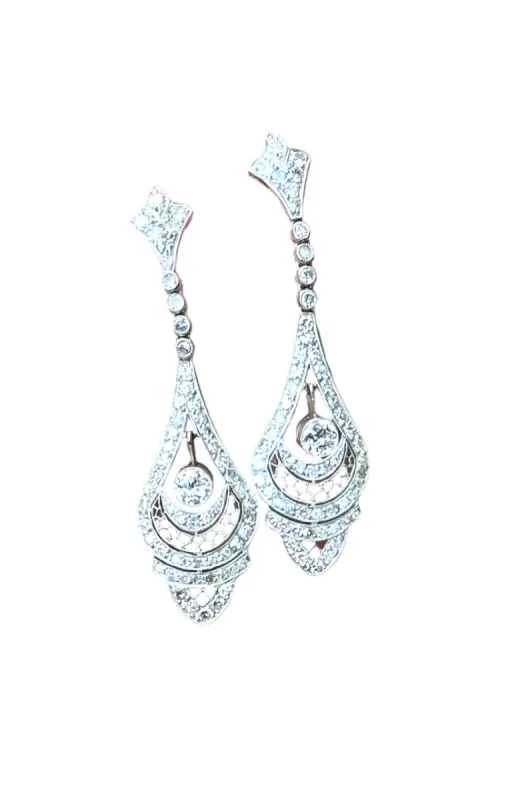 Boucles d'oreilles style Art Déco platine diamants 3,37 ct sold by 58 Facettes