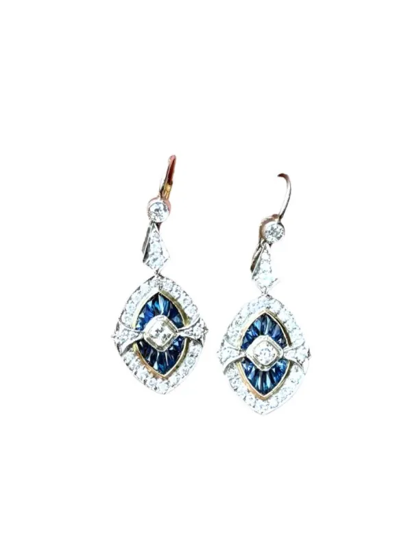 Boucles d'oreilles style Art Déco platine diamants et saphirs sold by 58 Facettes