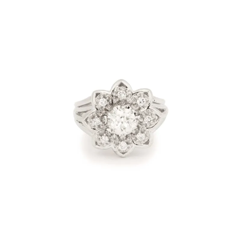 Bague Retro Marguerite Diamants 1.15 Carats Platine Or Gris 18 Carats sold by 58 Facettes
