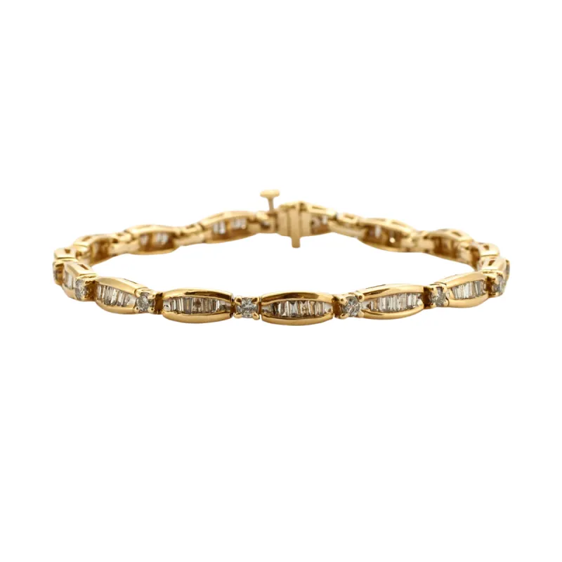 Bracelet diamants taille baguette or jaune 18k sold by 58 Facettes