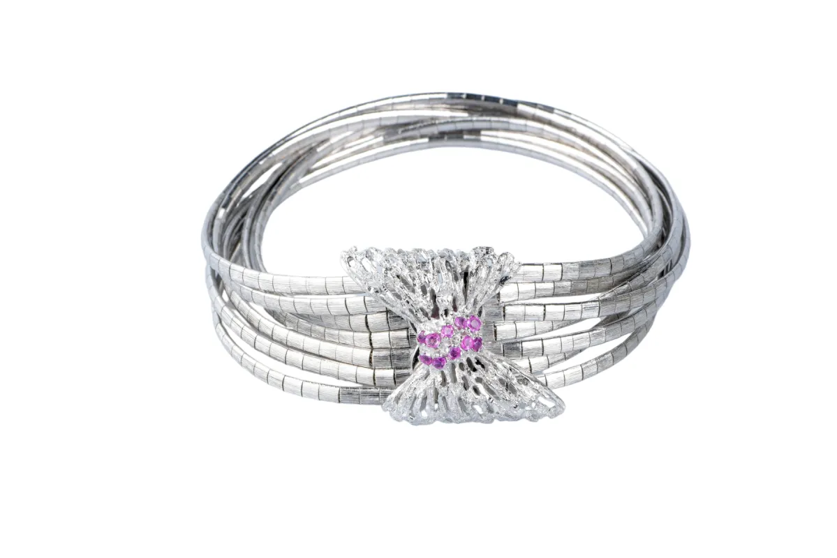 Bracelet noeud en or blanc 18 carats de l’époque Art-Déco sold by 58 Facettes