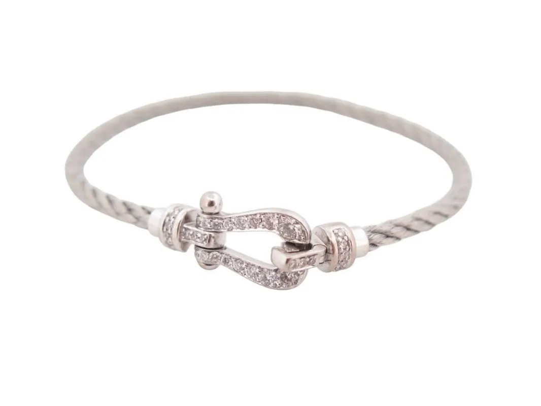 bracelet FRED mini force 10 manille en or 34 diamants sold by 58 Facettes
