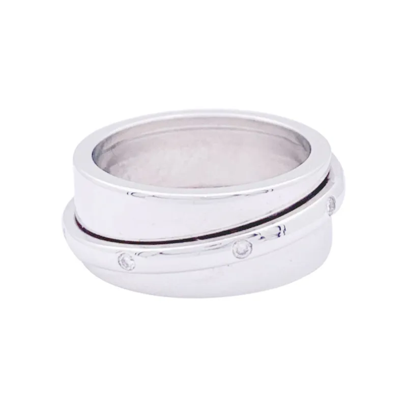 Bague Dinh Van, "Ariane", or blanc, diamants. sold by 58 Facettes