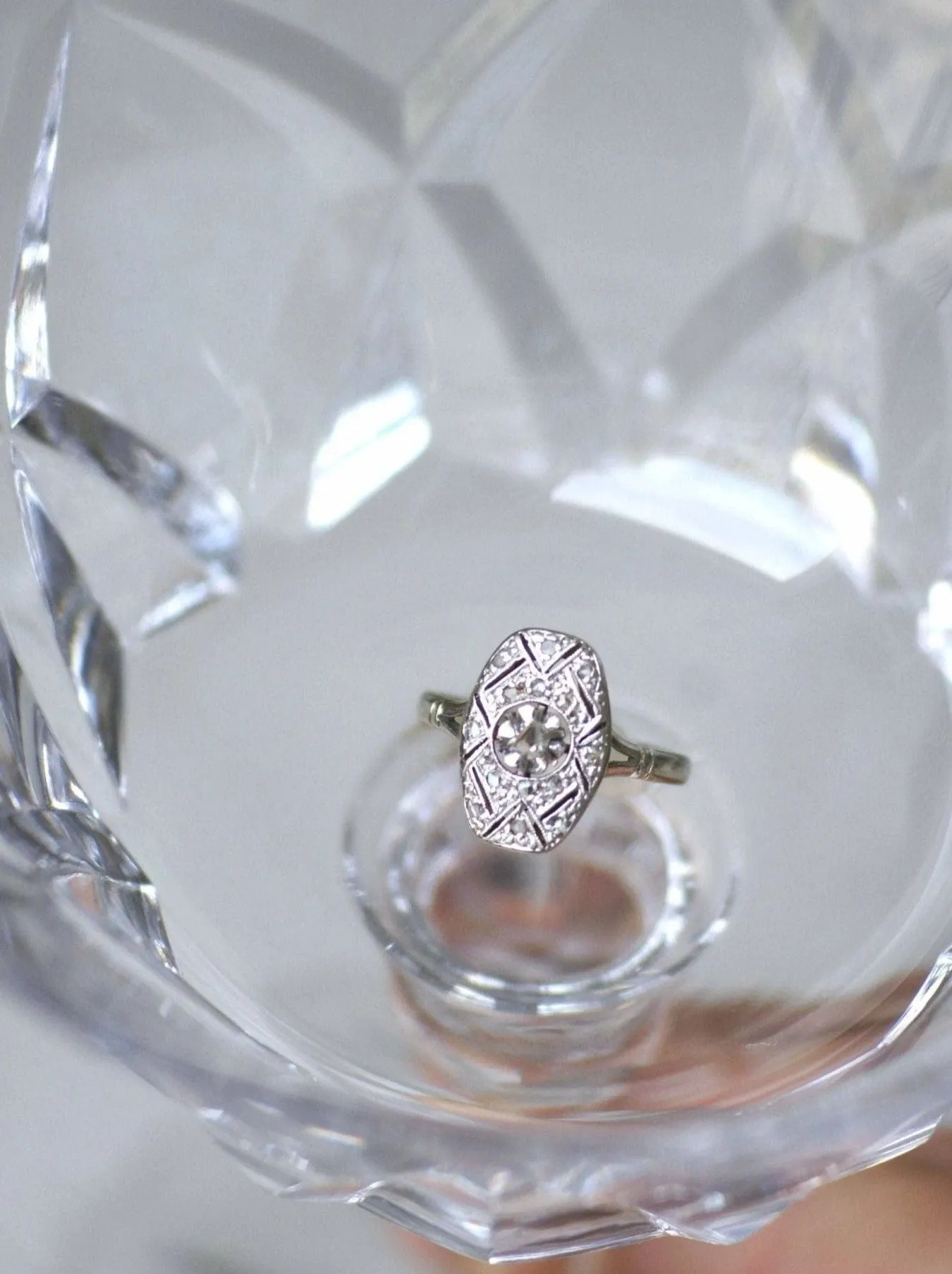 Bague de fiançailles rectangulaire Art Deco diamants sold by 58 Facettes product image thumbnail 4