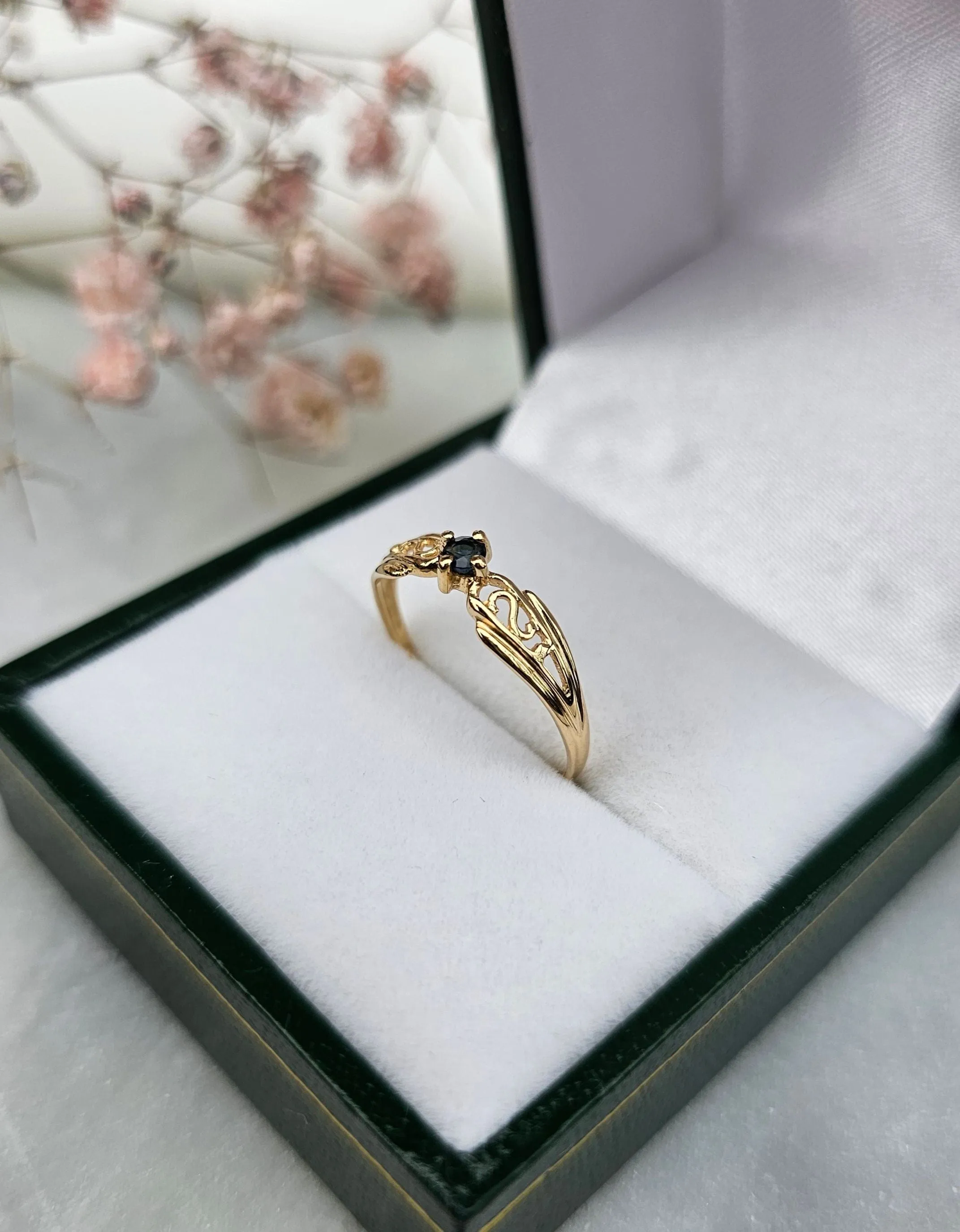 Bague Saphir Or jaune sold by 58 Facettes product image thumbnail 5