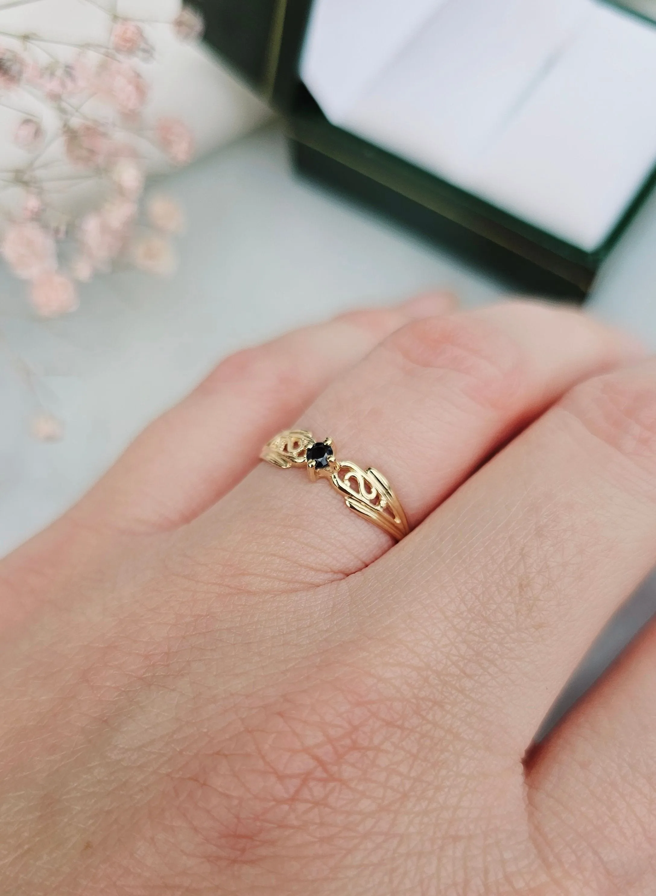 Bague Saphir Or jaune sold by 58 Facettes product image thumbnail 2