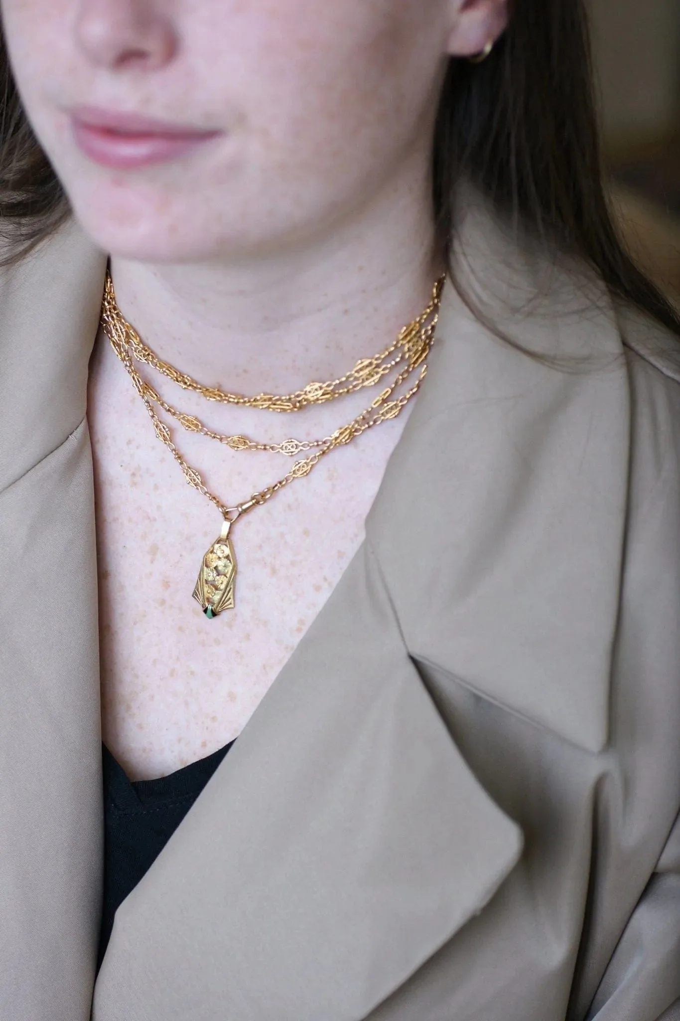 Pendentif Art Déco fleur or jaune et émail sold by 58 Facettes product image thumbnail 4