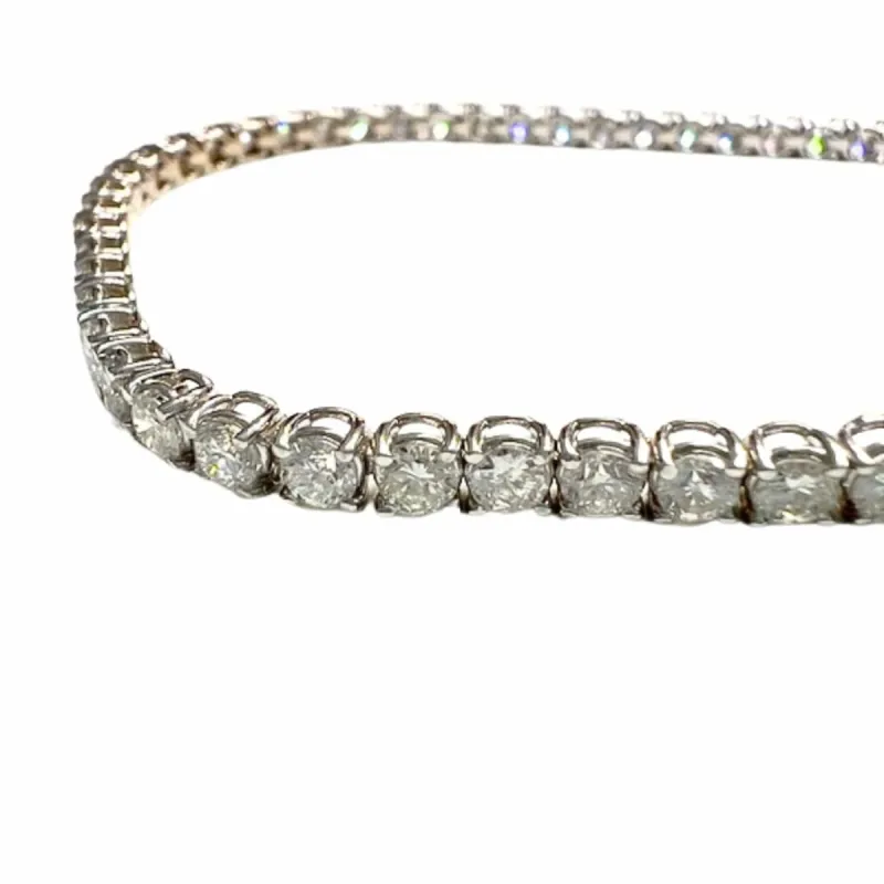 Bracelet en or au design classique avec diamants sold by 58 Facettes