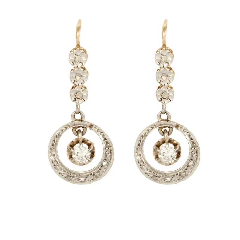 Boucles d'oreilles or jaune et gris ornées de diamants sold by 58 Facettes