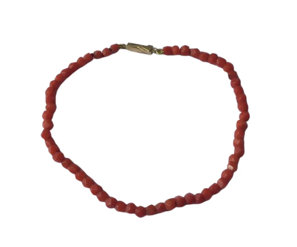 Bracelet XIXe corail facetté fermoir or rose sold by 58 Facettes