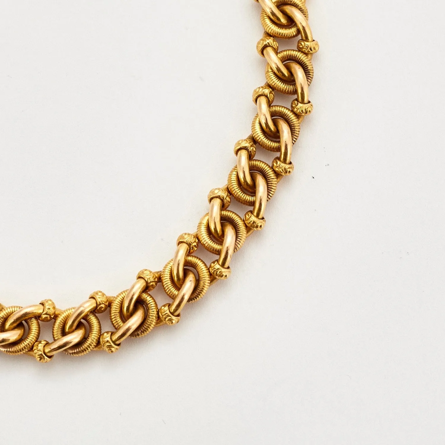 Bracelet en or jaune filigrané. sold by 58 Facettes product image thumbnail 3