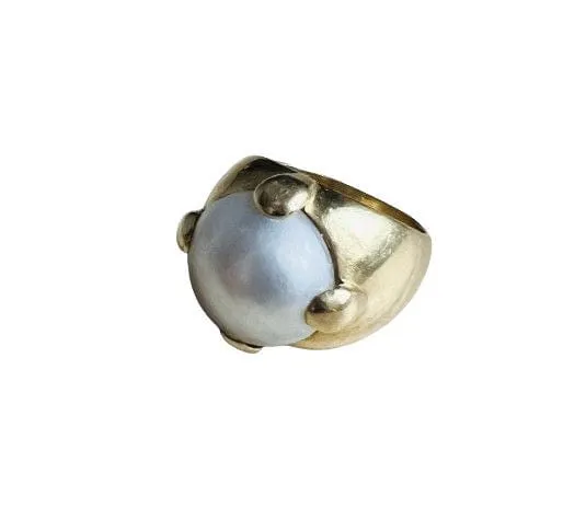 Bague or jaune, perle Mabé sold by 58 Facettes
