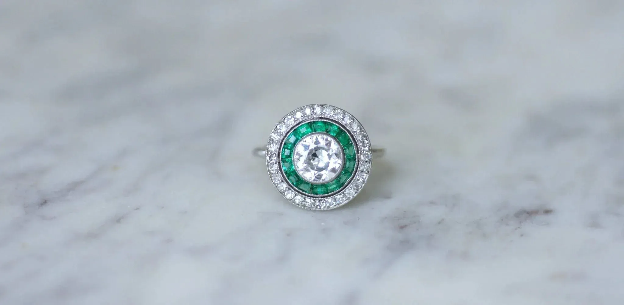 Bague cible halo Or blanc Platine Diamant Emeraudes sold by 58 Facettes product image thumbnail 3