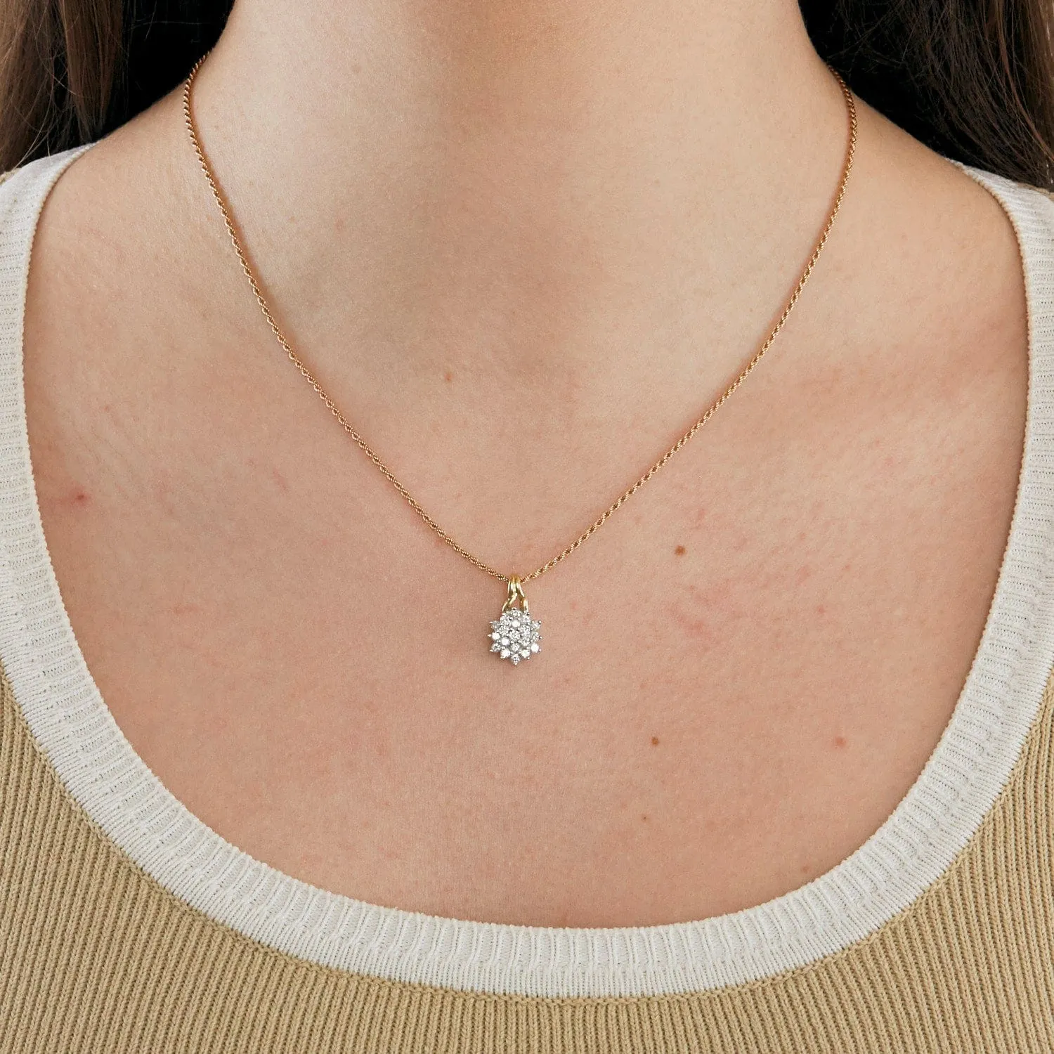 Pendentif en or et diamants sold by 58 Facettes product image thumbnail 2