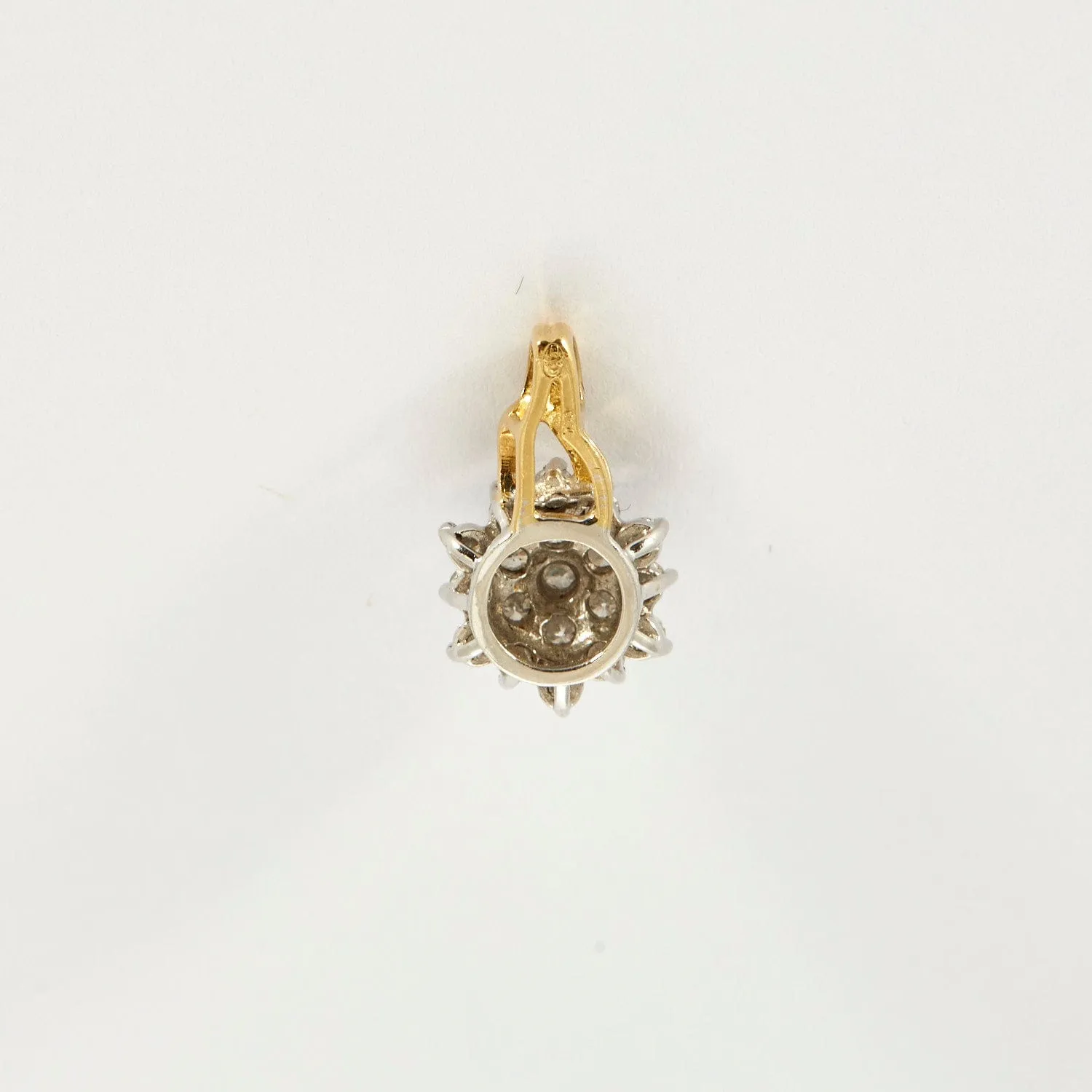 Pendentif en or et diamants sold by 58 Facettes product image thumbnail 3