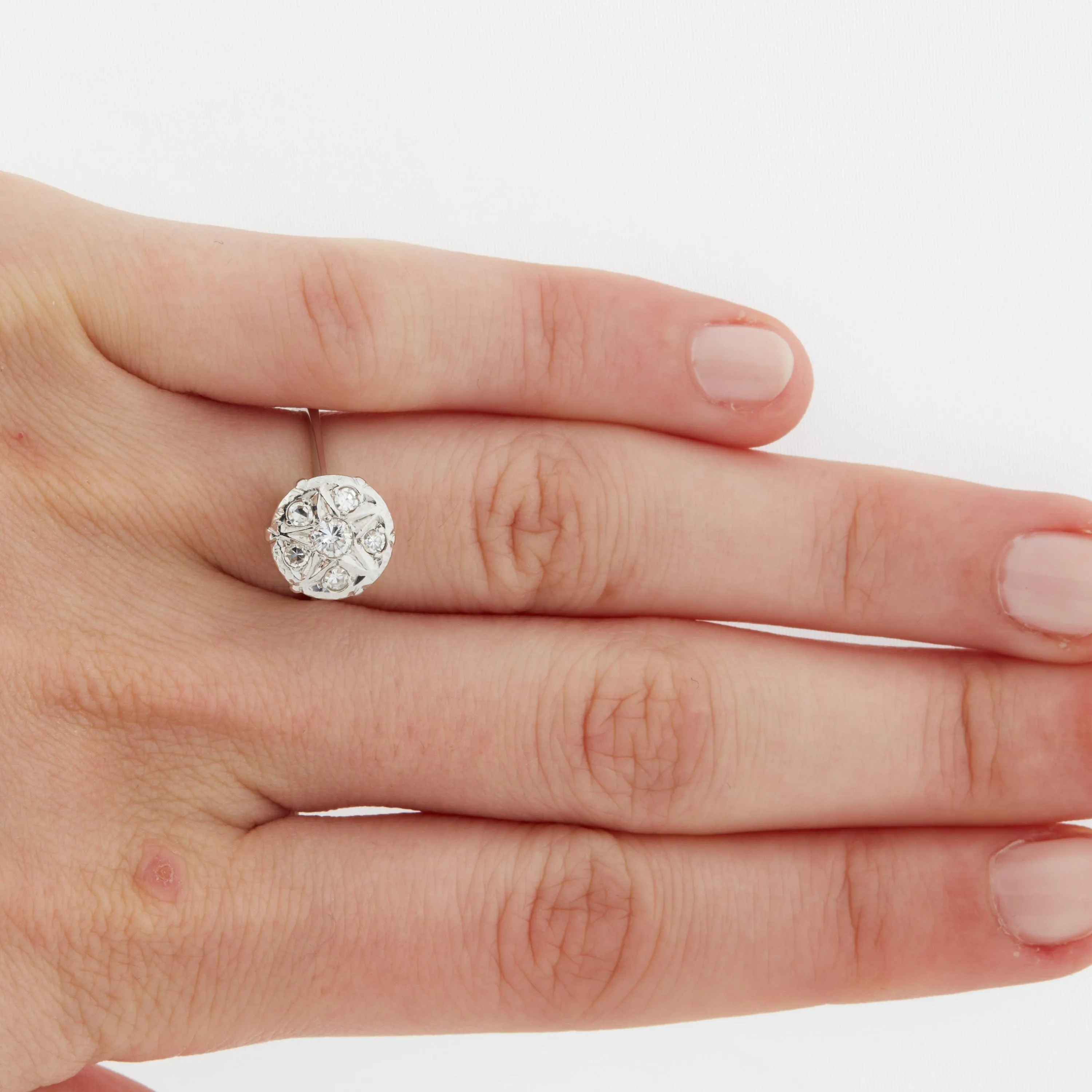 Bague en or blanc 18 carats sertie de diamants sold by 58 Facettes product image thumbnail 2