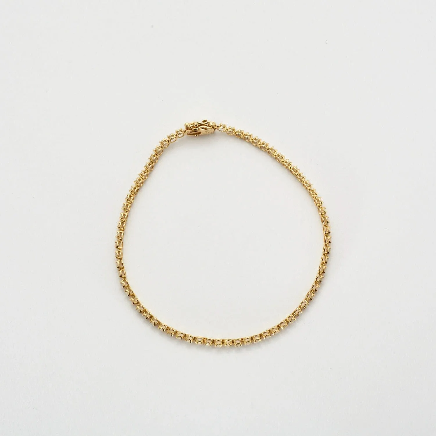 Bracelet tenis en or jaune et diamants. sold by 58 Facettes product image thumbnail 3