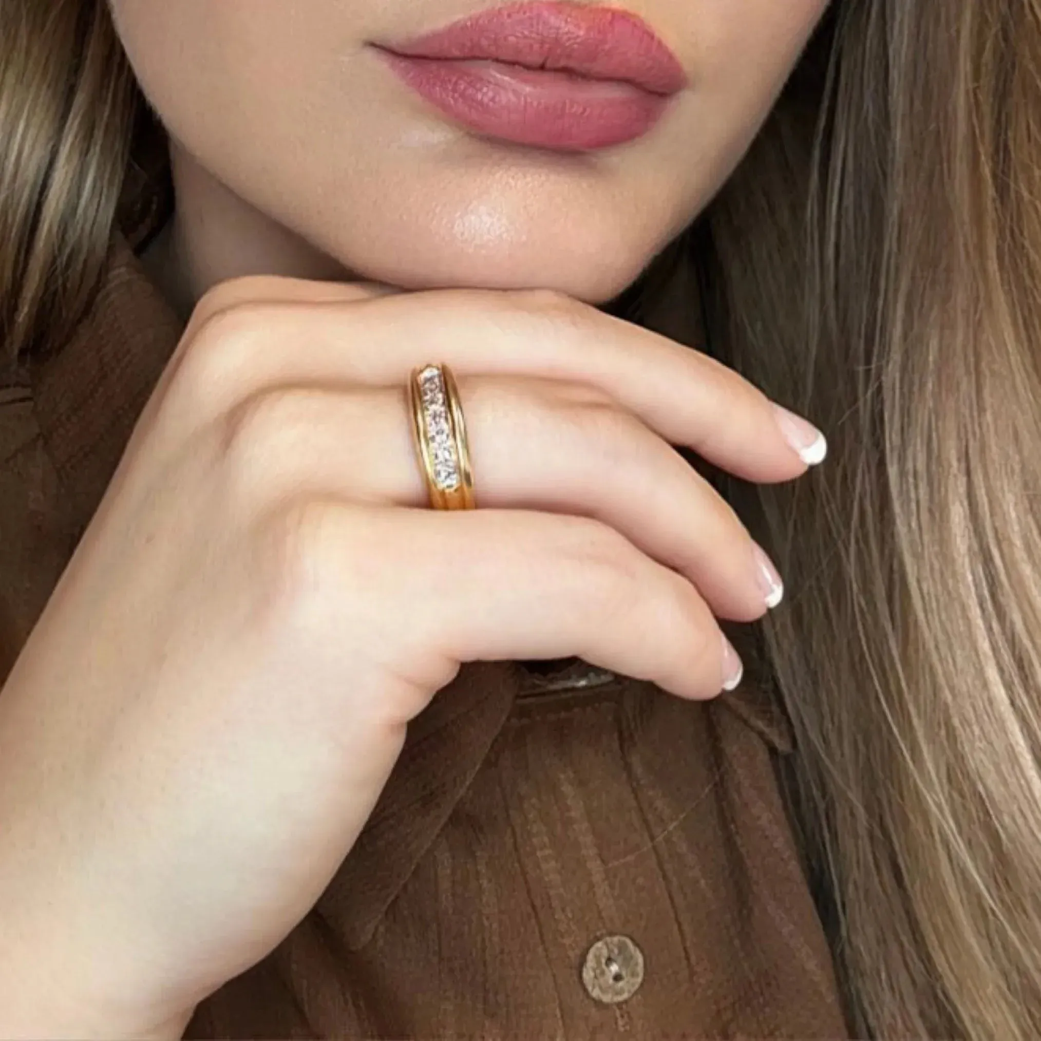 Bague Jonc Or jaune et diamants sold by 58 Facettes product image thumbnail 2