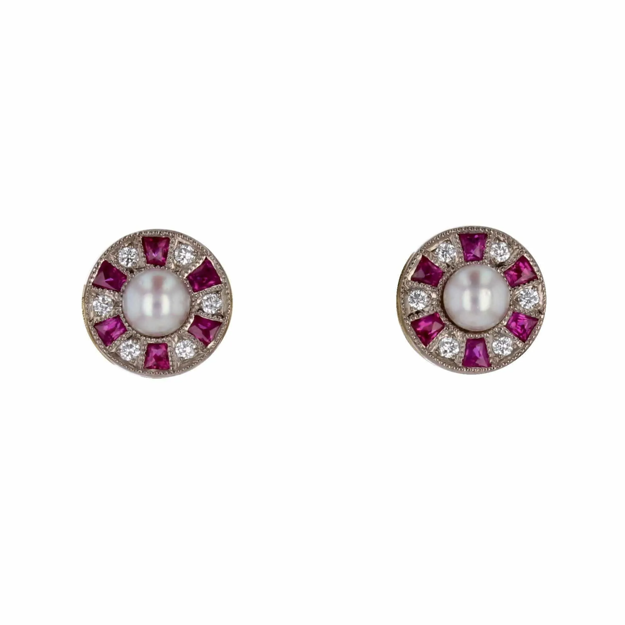 Boucles d'oreilles perles diamants et rubis calibrés sold by 58 Facettes