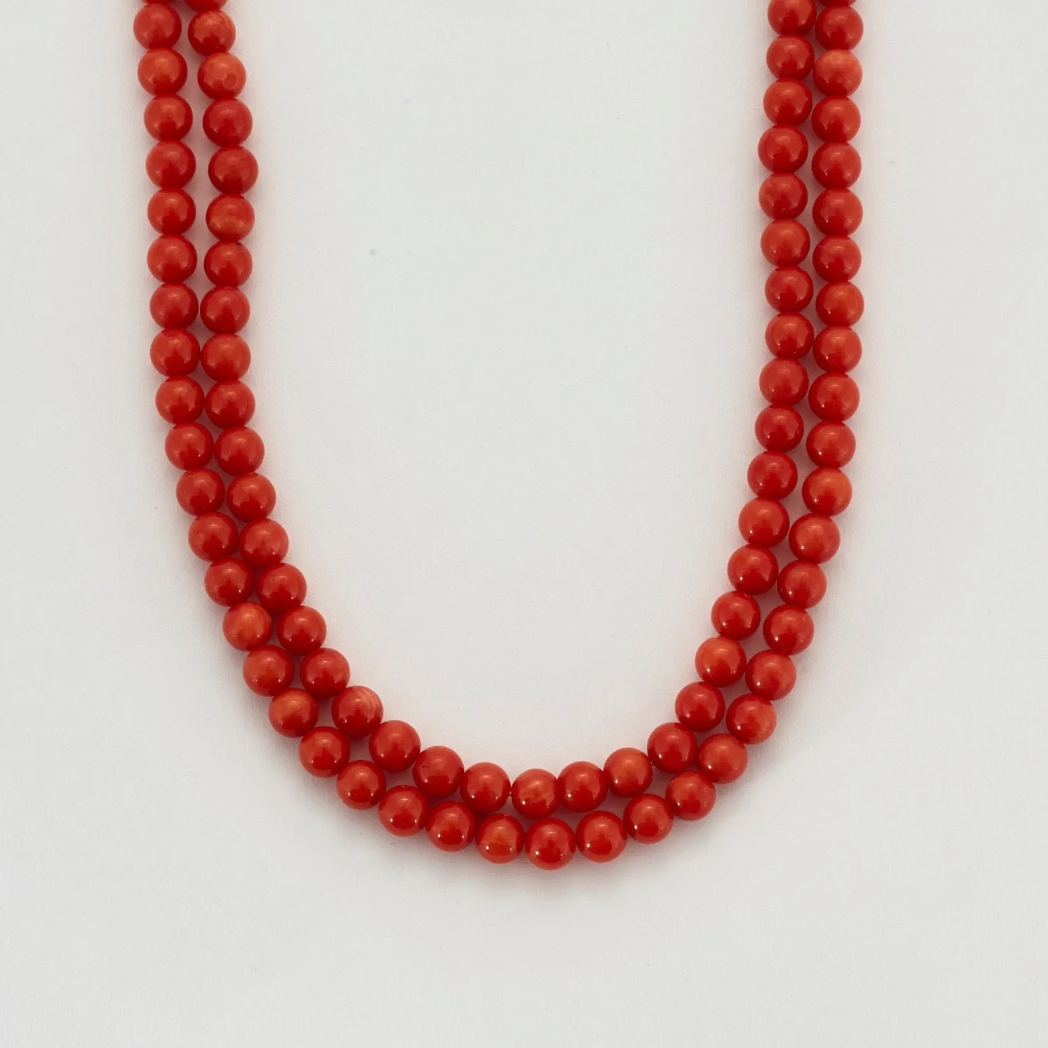 Collier deux rangs en corail méditerranéen sold by 58 Facettes product image thumbnail 4