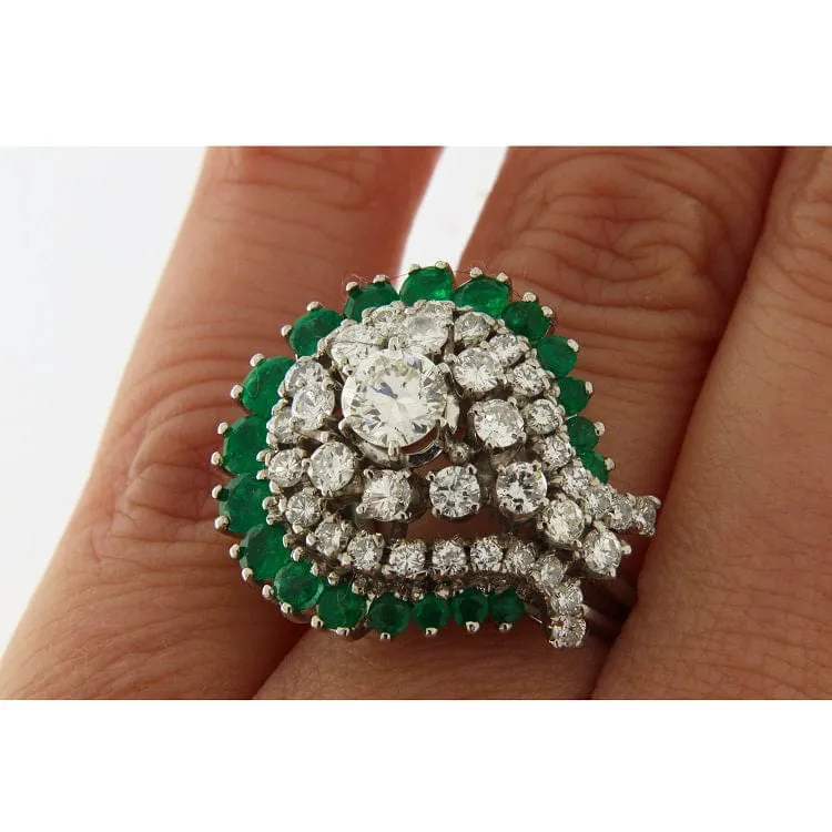 Bague avec diamants et émeraudes sold by 58 Facettes product image thumbnail 2