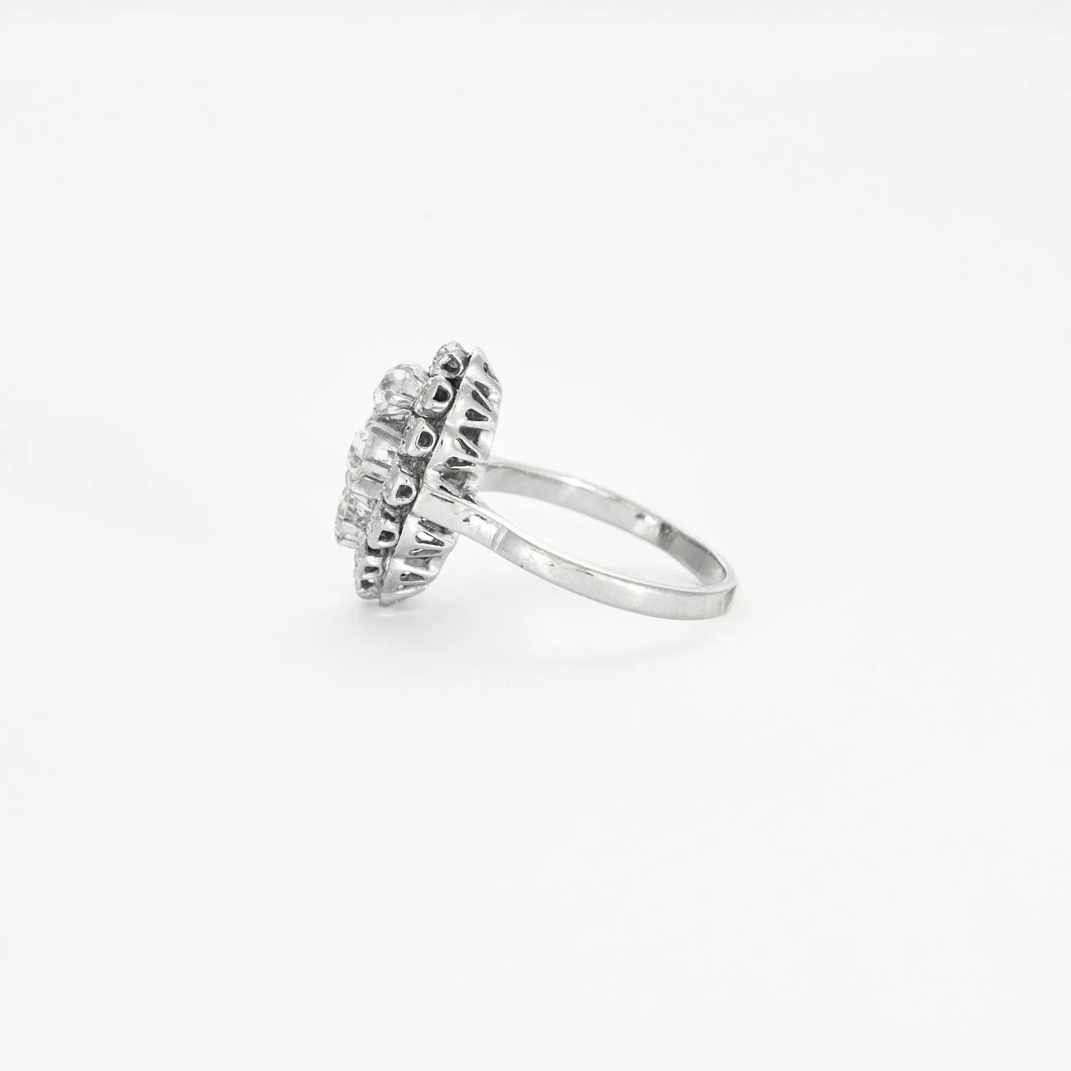 Bague marquise en or gris et diamants sold by 58 Facettes product image thumbnail 5