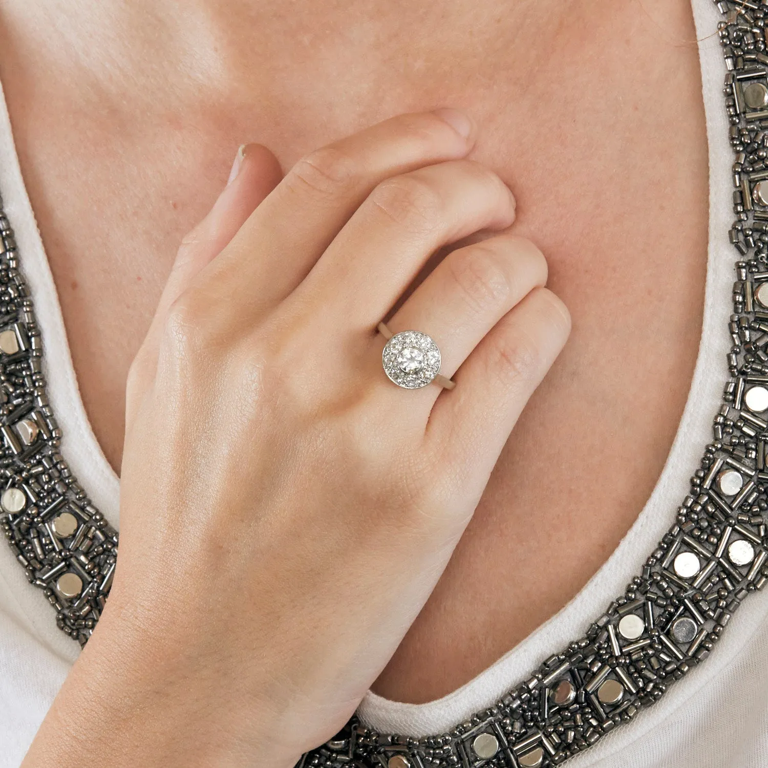 Bague platine, or gris et diamants sold by 58 Facettes product image thumbnail 2