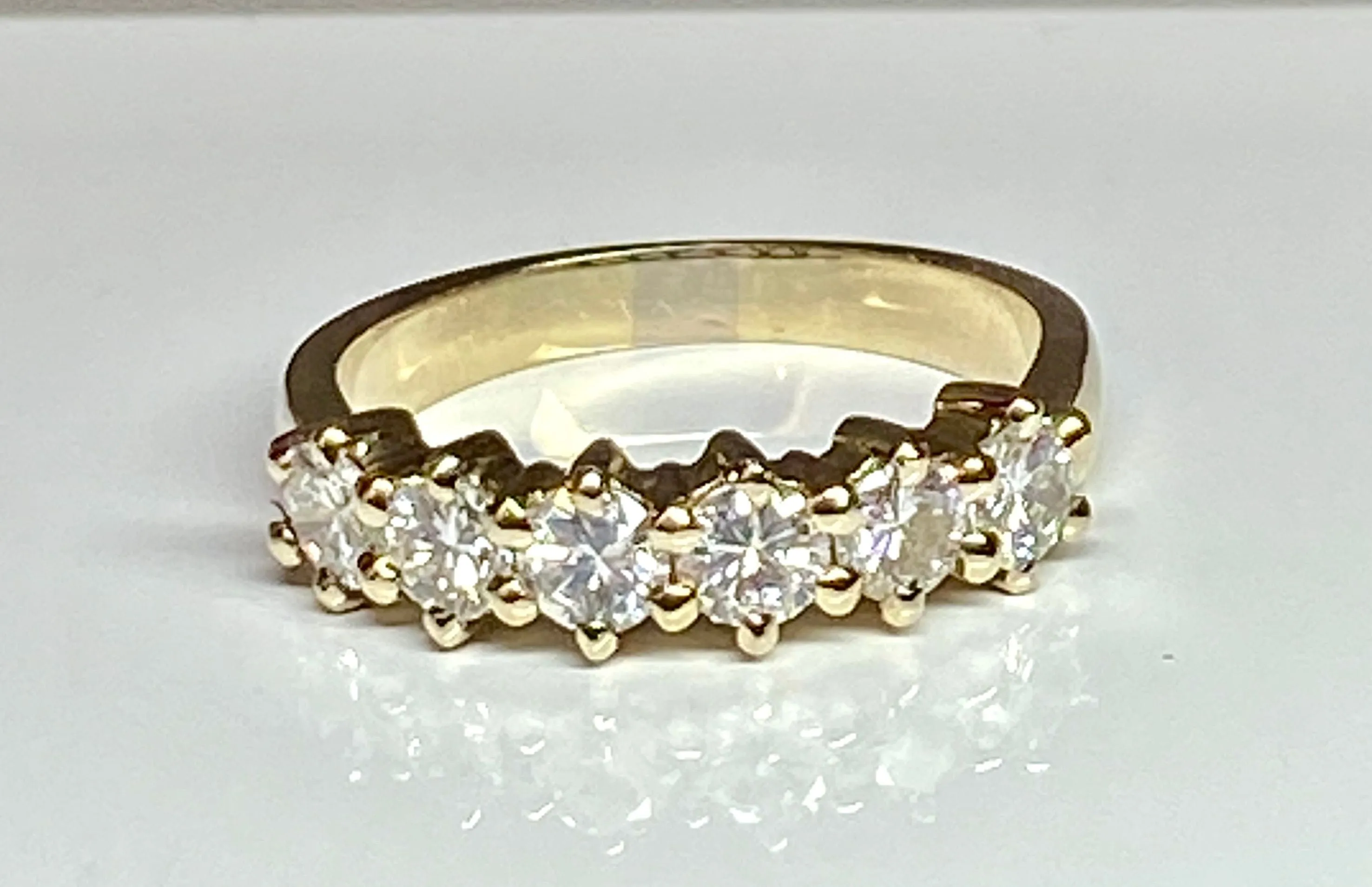 Demi alliance or jaune 6 diamants sold by 58 Facettes product image thumbnail 3