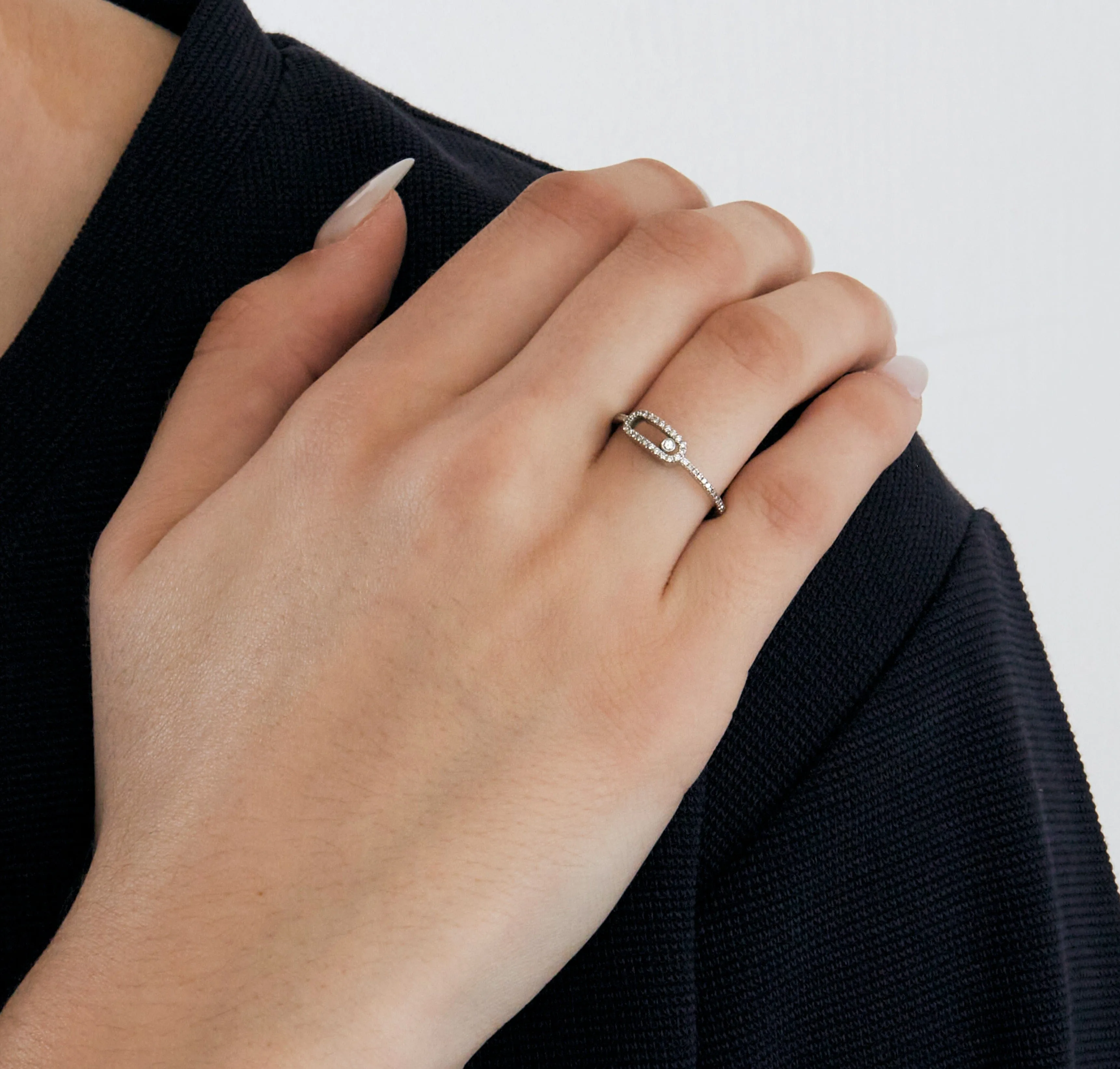 MESSIKA - MOVE UNO PAVÉE - Bague en or gris et diamants sold by 58 Facettes product image thumbnail 2