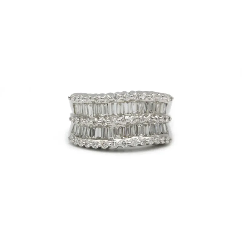 Bague or blanc et diamants sold by 58 Facettes