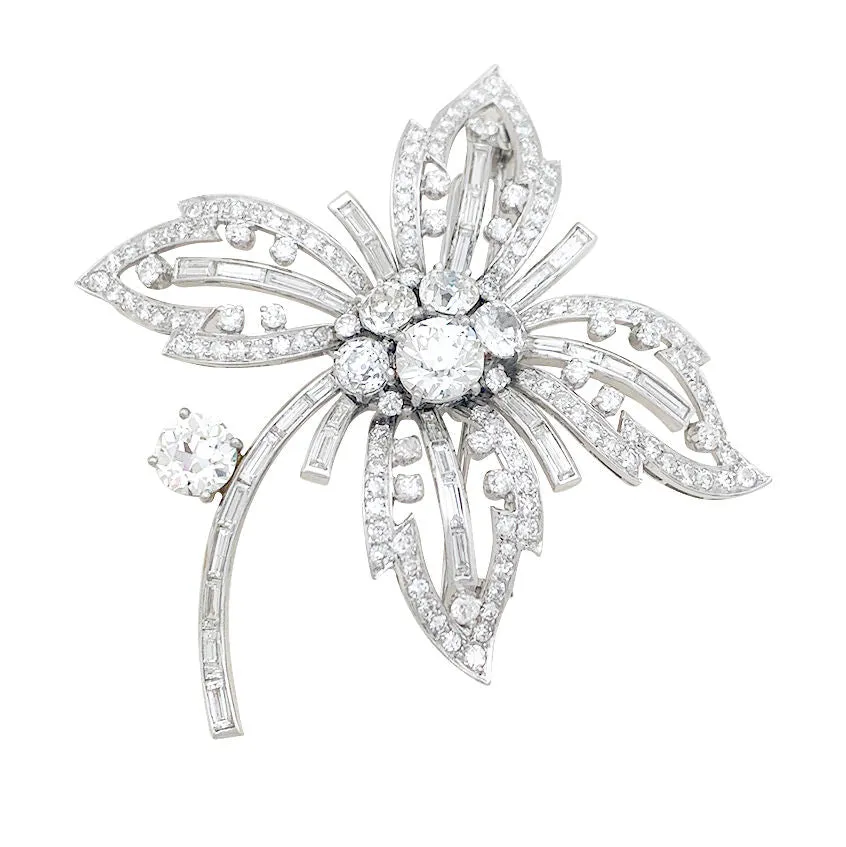 Broche Fleur en platine et or blanc 18K, diamants sold by 58 Facettes product image thumbnail 4