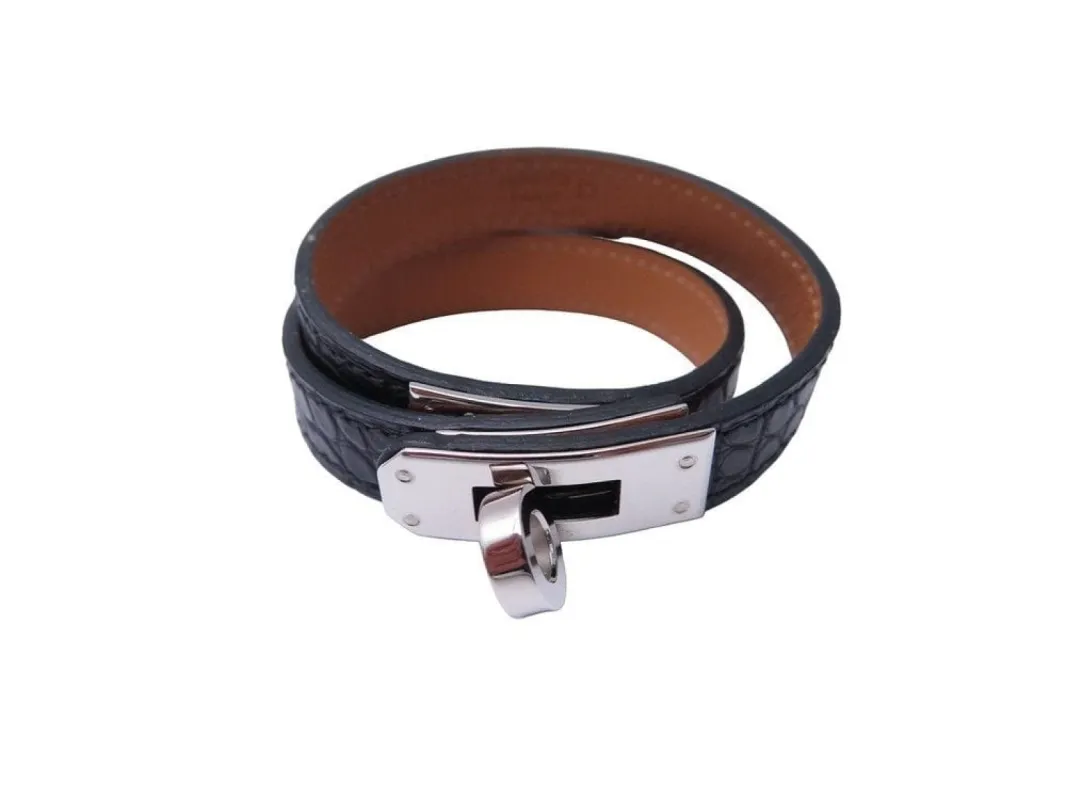 bracelet HERMES kelly double tour cuir alligator crocodile noir sold by 58 Facettes