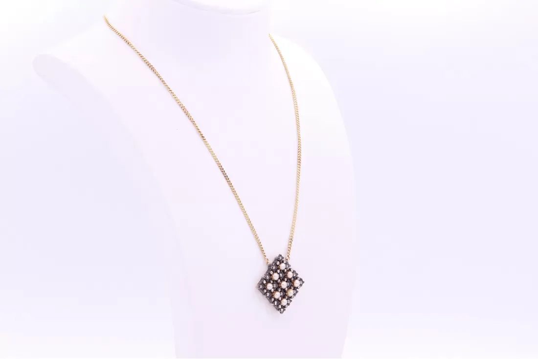 Collier Art Déco en or jaune, argent , perles et diamants sold by 58 Facettes product image thumbnail 2