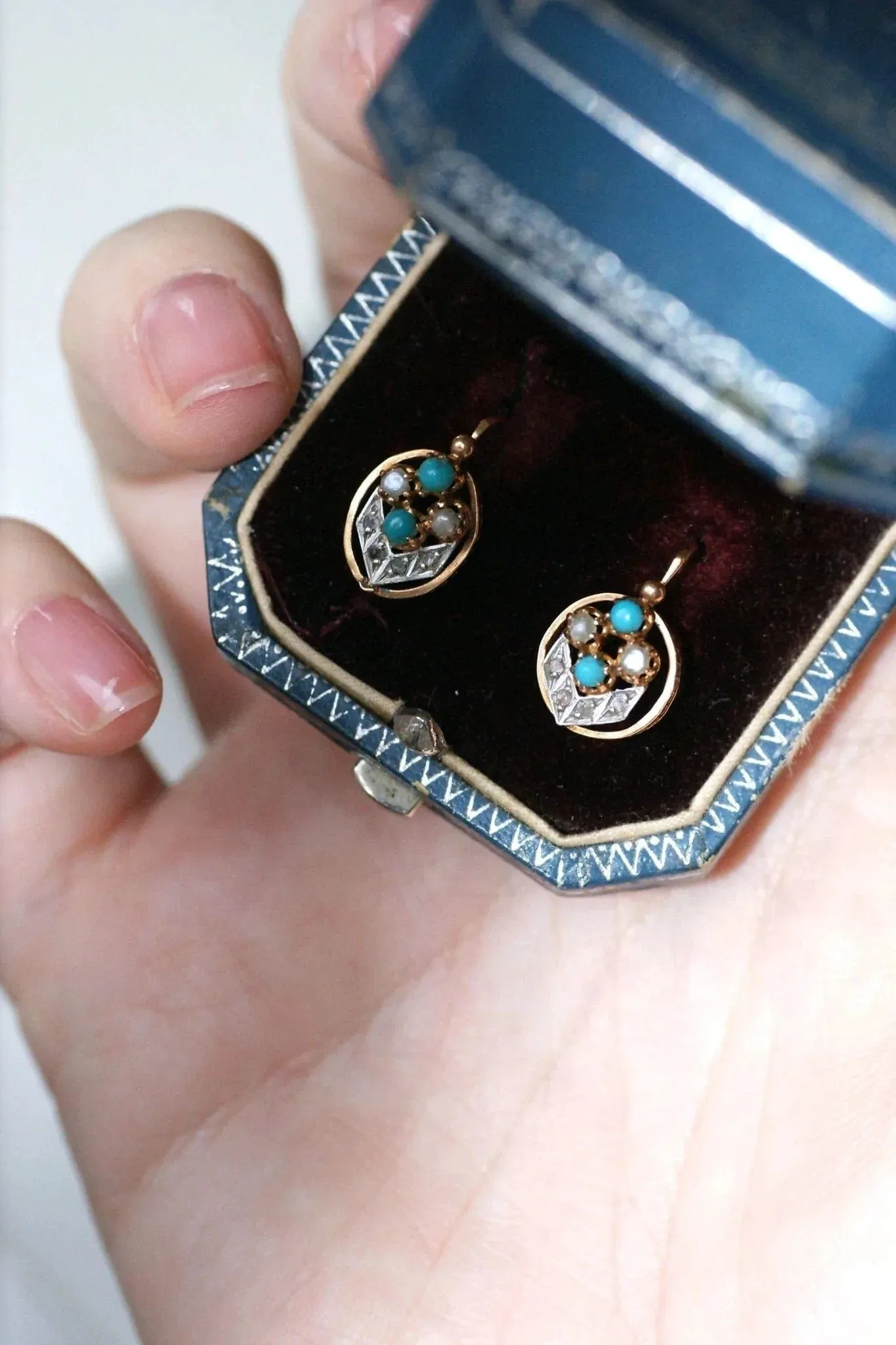 Dormeuses or rose, perles, turquoises et diamants sold by 58 Facettes product image thumbnail 5