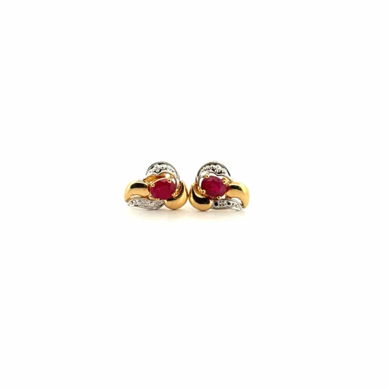 Puces d'oreilles or jaune 18 k & Rubis sold by 58 Facettes
