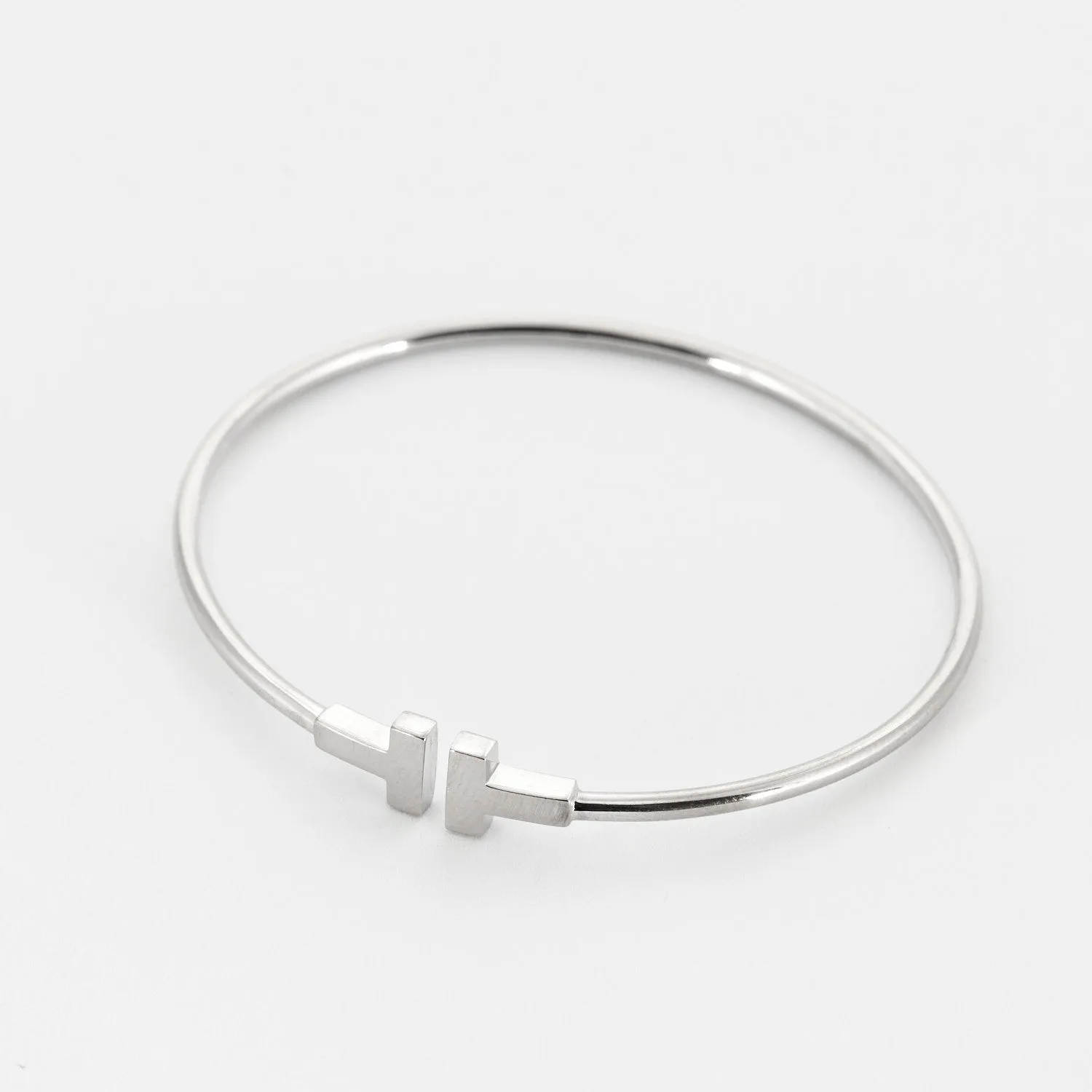 TIFFANY & CO - Bracelet Wire en or gris sold by 58 Facettes product image thumbnail 3