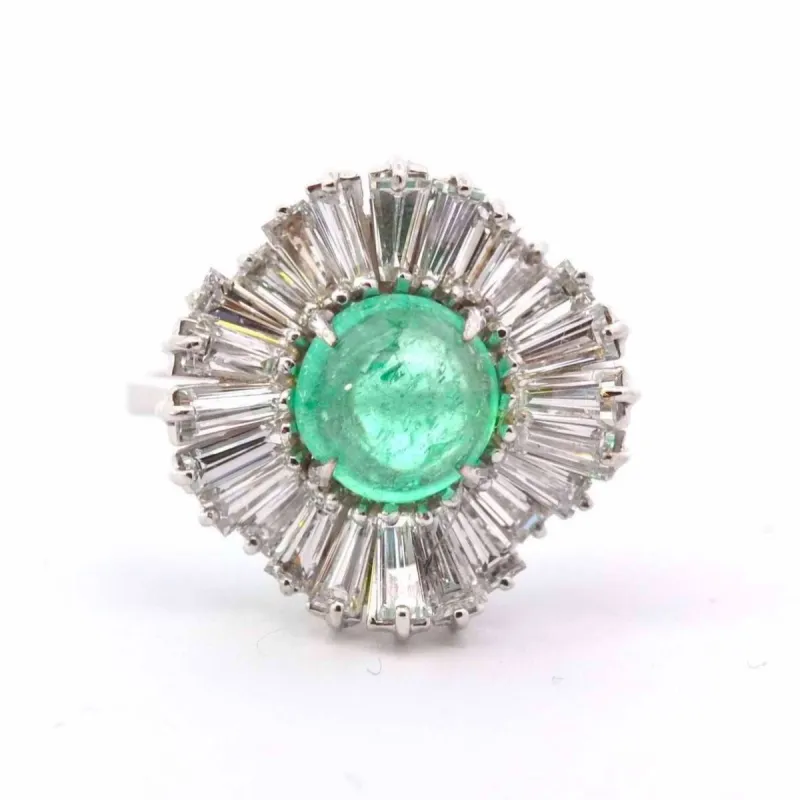 Bague Or blanc Emeraude cabochon Diamants sold by 58 Facettes