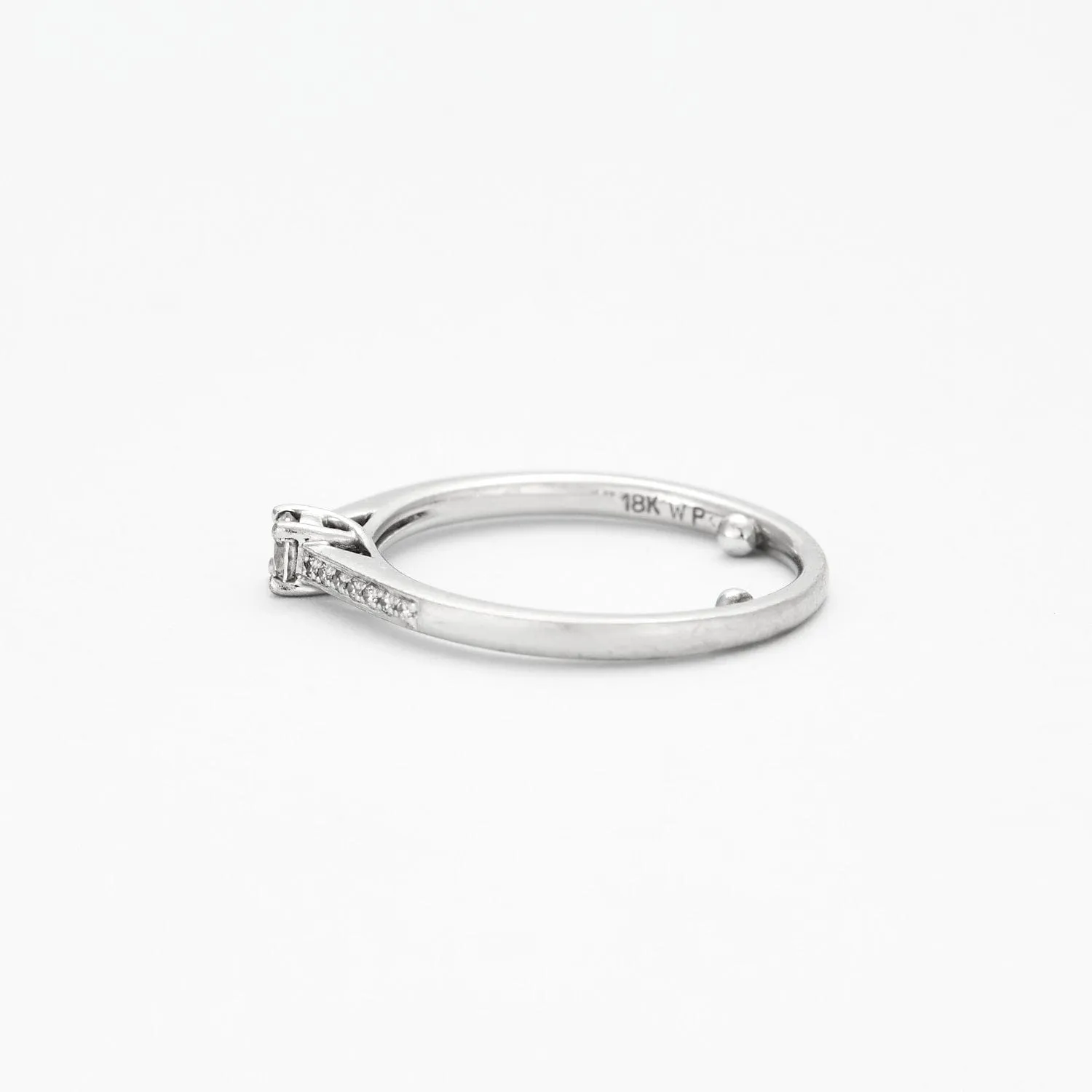 Bague en or gris avec diamants sold by 58 Facettes product image thumbnail 4