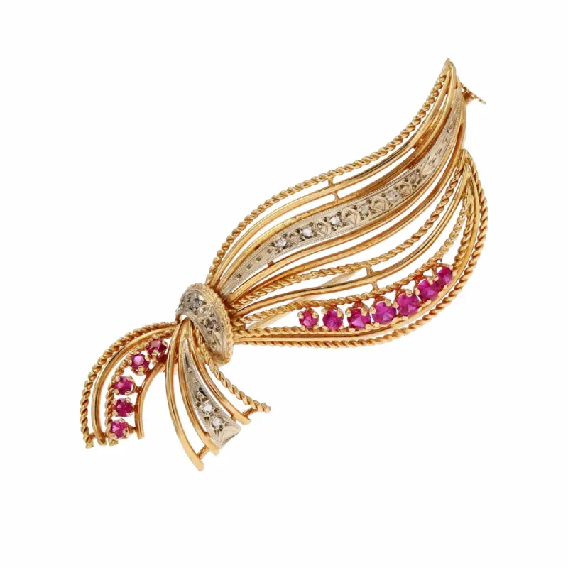 Broche ancienne en or ajourée diamants et rubis sold by 58 Facettes