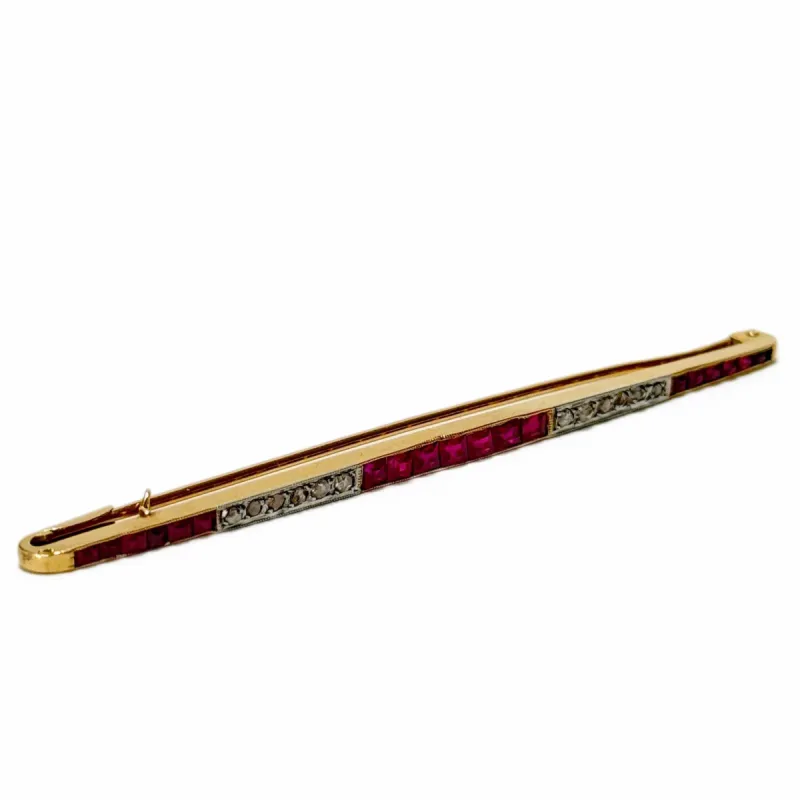 Broche barrette rubis et diamants sold by 58 Facettes