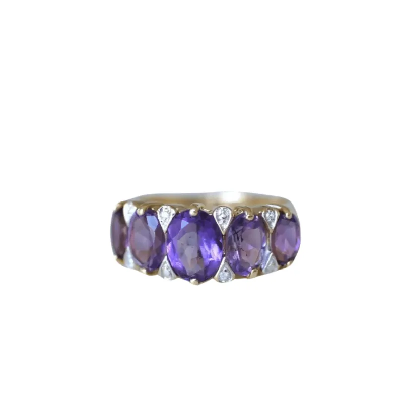 Bague jarretière améthystes et diamants sold by 58 Facettes