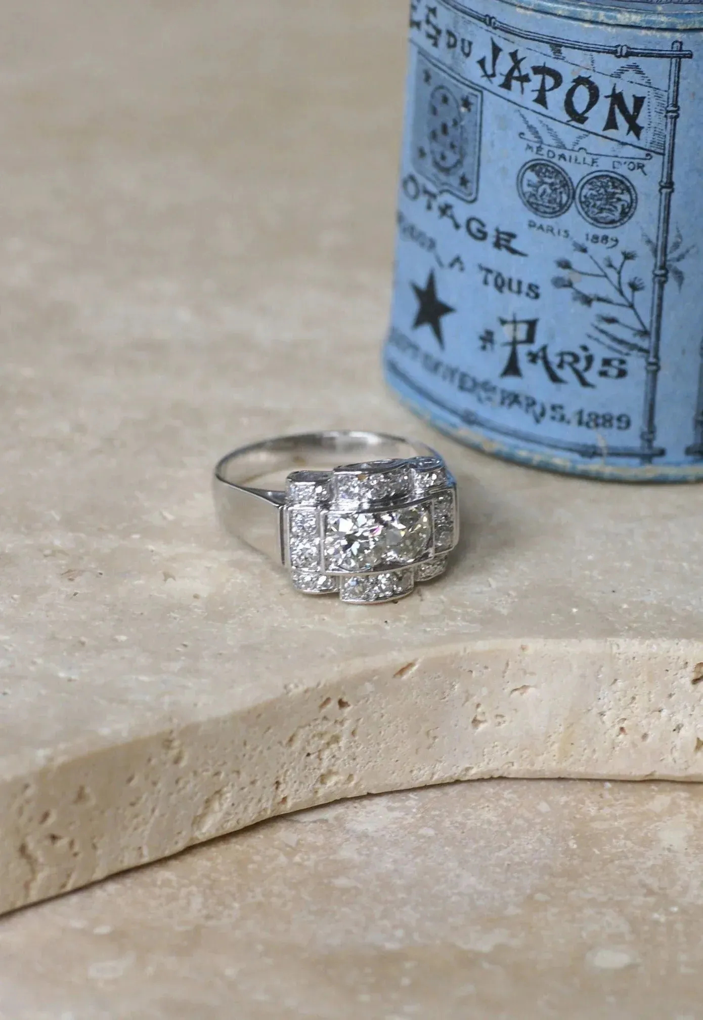 Bague Tank Art déco diamants sur or blanc et platine sold by 58 Facettes product image thumbnail 3