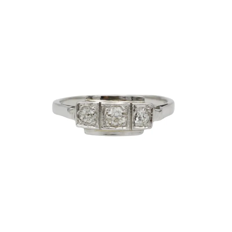 Bague or platine diamants sold by 58 Facettes