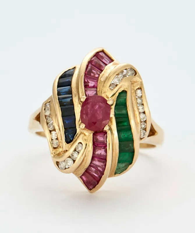 Bague en or jaune, rubis, saphirs, émeraudes et diamants sold by 58 Facettes